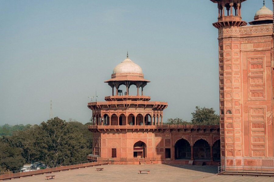 From Delhi: Taj Mahal & Agra Private Day Trip with Transfers - Who should book this Agra tour