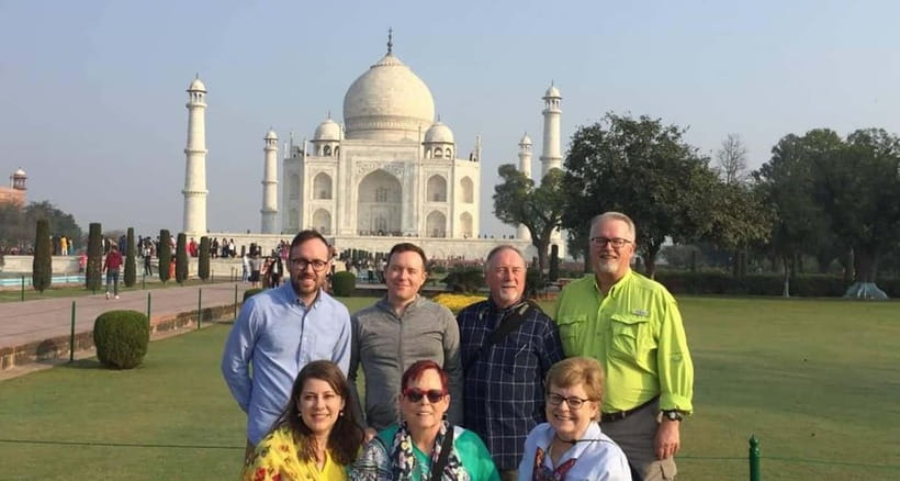 From Delhi: Taj Mahal & Agra Private Day Trip with Transfers - Timing, traffic, and how to make the day better