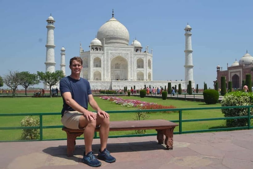 From Delhi: Taj Mahal Day Trip by Fast Train with Transfers - How the guides shape the day