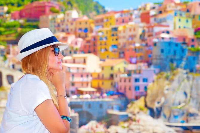 From Florence: Cinque Terre & Pisa Day Trip - Meeting in Florence and reaching the coast