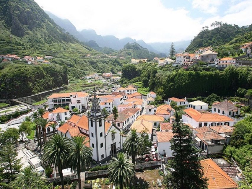 From Funchal: West Madeira and Laurel Forest Day Trip - Cabo Girão, with a €5 decision