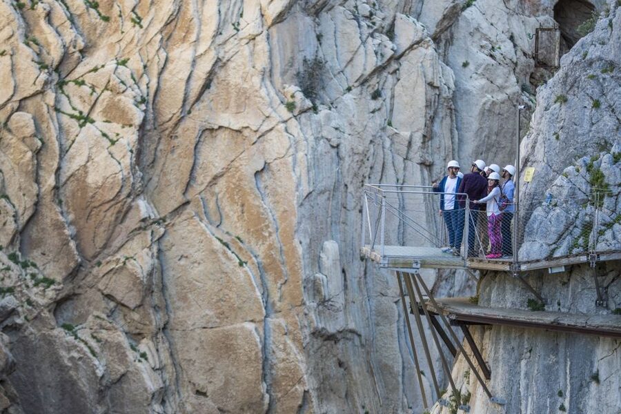 From Granada: Caminito Del Rey Day Trip - The guides and drivers shape the experience