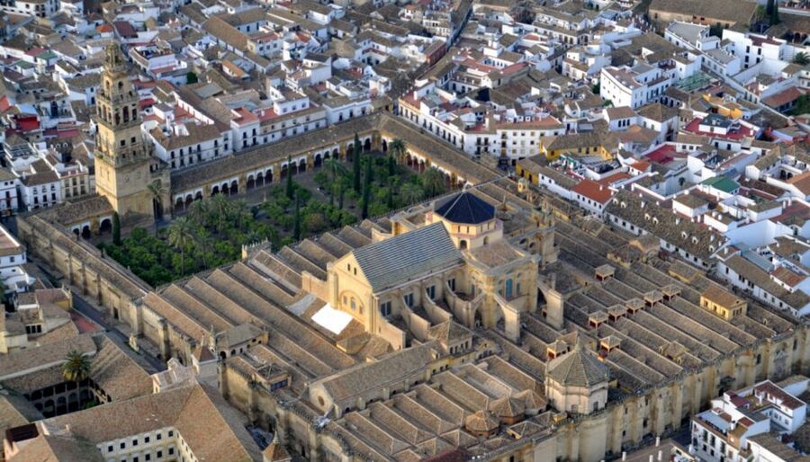 From Granada: Córdoba Day Trip with Mezquita Guided Tour - Why the Mezquita makes this trip worthwhile