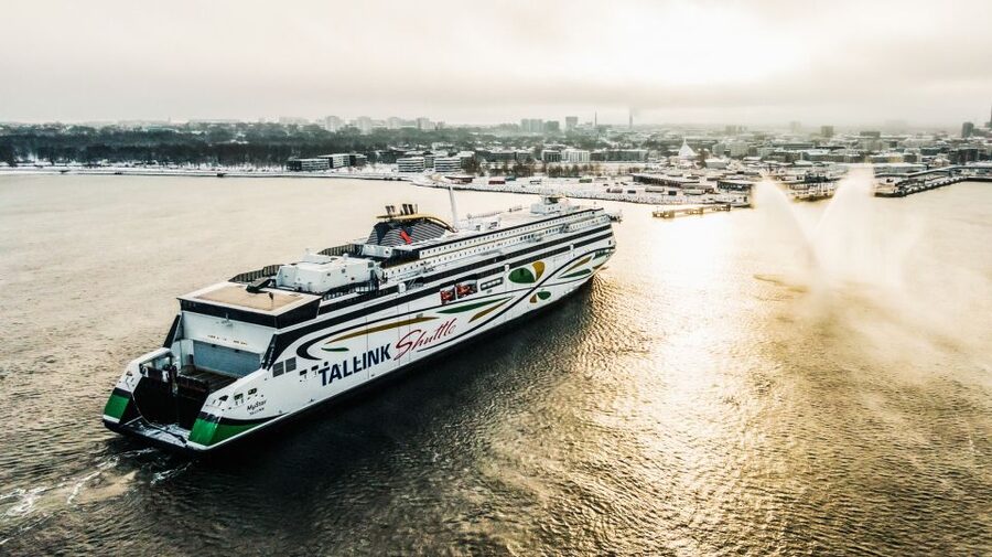 From Helsinki: Return Day Trip Ferry Ticket to Tallinn - Checking in at Helsinki’s West Harbour