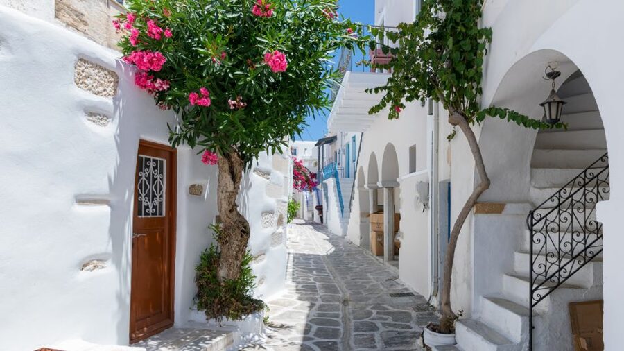 From Heraklion/Crete: Santorini Island Guided Day Trip - The optional volcano and hot springs boat