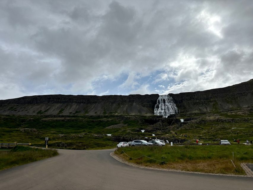 From Isafjordur: Dynjandi Waterfall Guided Day Trip by Bus - Ninety minutes at Dynjandi