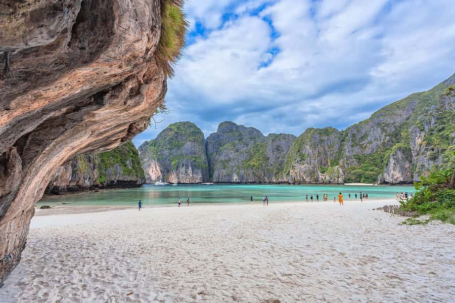 From Khao Lak: Phi Phi, Maya Bay, and Khai Islands Day Trip - Speedboat travel from Phuket to Phi Phi
