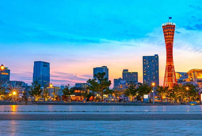 From Kyoto: Nara, Osaka & Kobe Day Trip – 3 Cities in 1 Day - Osaka Castle and its green grounds