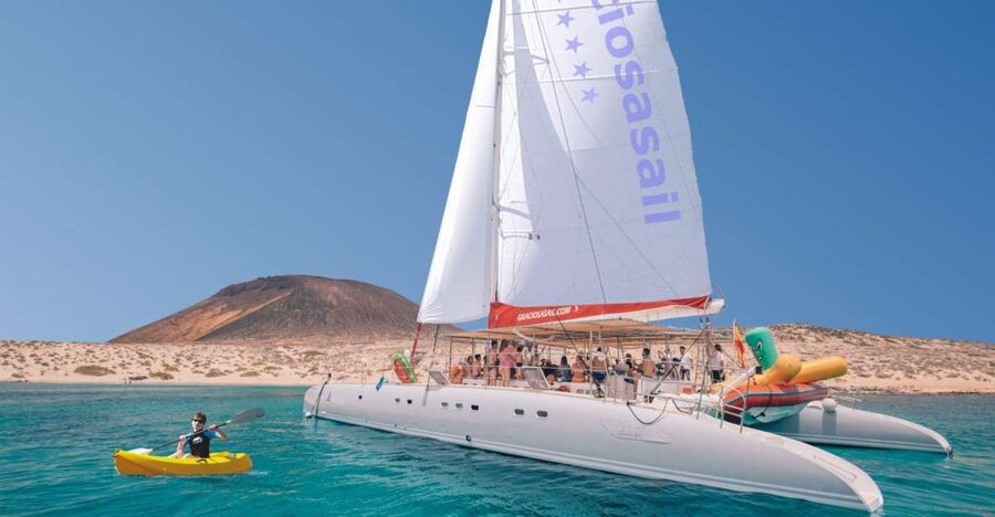 From Lanzarote: Sailing Day Trip Around La Graciosa - The short ferry crossing from Órzola