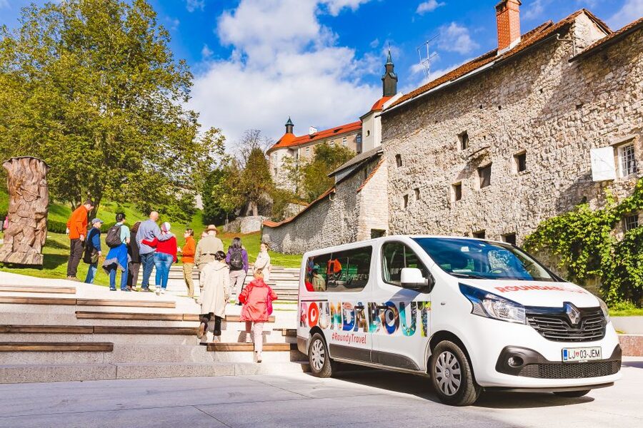 From Ljubljana: Day Trip to Bled and Vintgar Gorge - Crossing to Bled Island by pletna boat