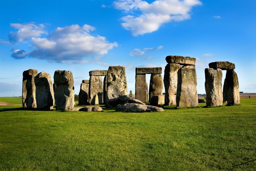 From London: Stonehenge and Bath Day Trip with Ticket - Practical tips for making the day easier