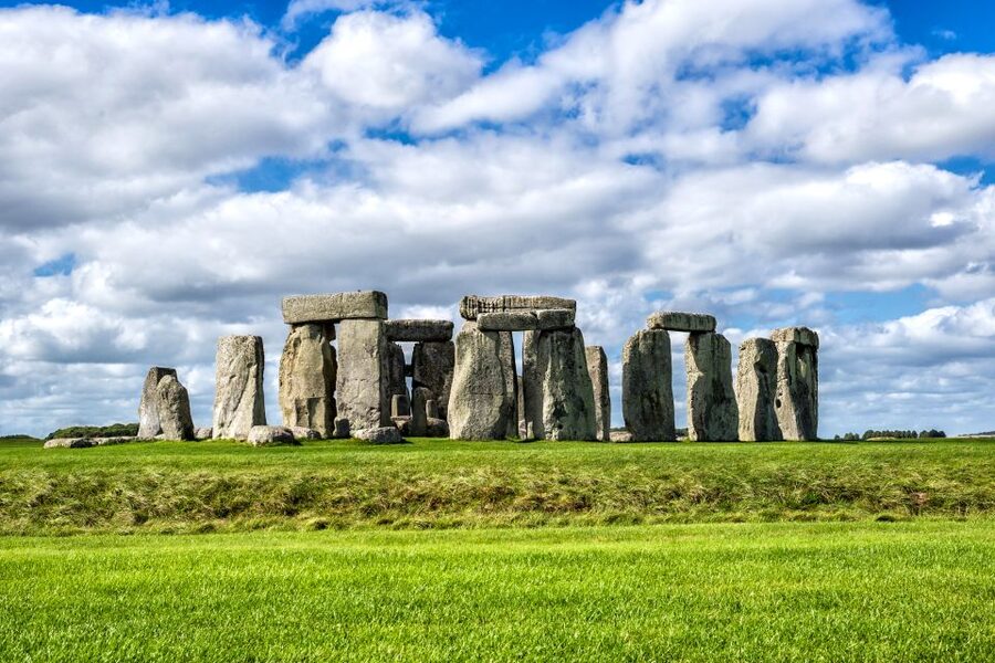 From London: Stonehenge Morning Day Trip with Admission - Why the early start matters at Stonehenge