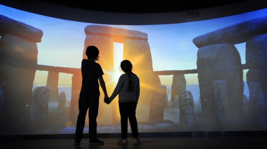 From London: Stonehenge & Roman Baths Full-Day Trip - Who should book this day trip