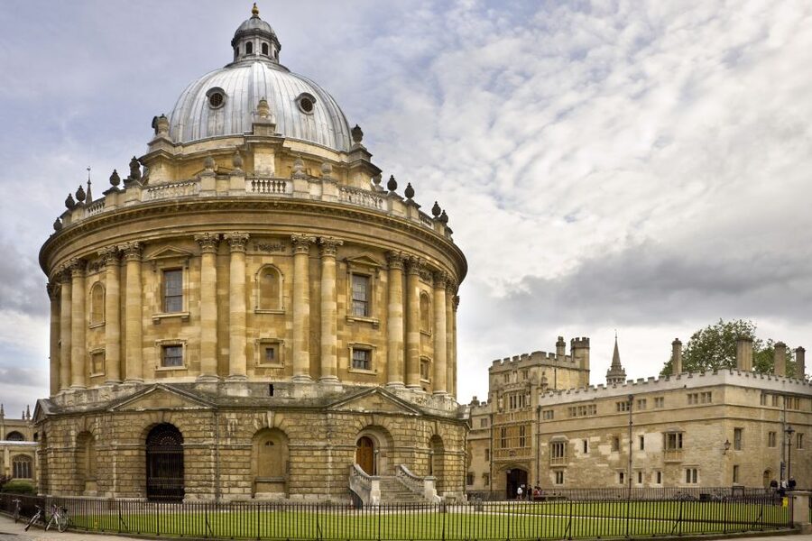 From London: Windsor, Oxford & Stonehenge Full-Day Trip - Three major sights, one very full day