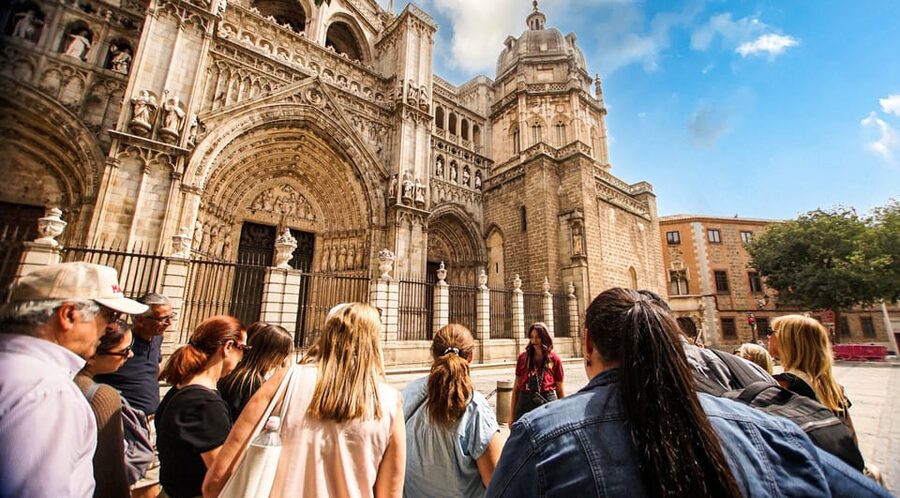 From Madrid: Guided Day Trip to Toledo by Bus - Meeting at Plaza de Neptuno