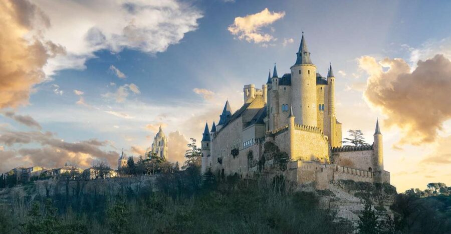 From Madrid: Segovia & Avila Day Trip with Optional Tickets - Key points before you book