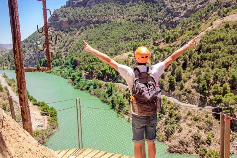From Málaga: Caminito del Rey Day Trip & Guided Tour - A 30-minute pause in Ardales