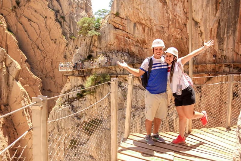 From Málaga: Caminito del Rey Day Trip & Guided Tour - Entering the Gaitanes Gorge