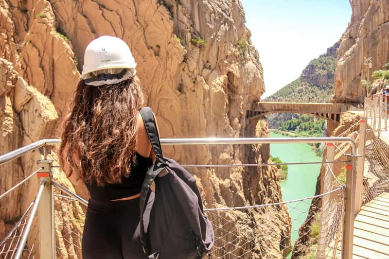 From Málaga: Caminito del Rey Day Trip & Guided Tour - How the guiding works in practice