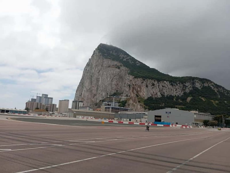 From Málaga: Gibraltar Day Trip - Choose one main plan for your five hours