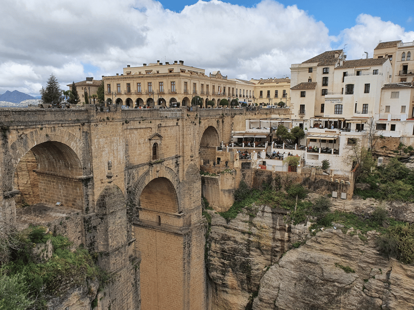 From Malaga: Ronda and Setenil de las Bodegas Day Trip - Who should book this experience?