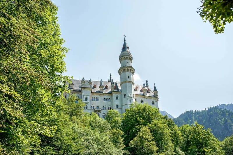 From Munich: Neuschwanstein & Linderhof Castle Full-Day Trip - Inside Neuschwanstein Castle