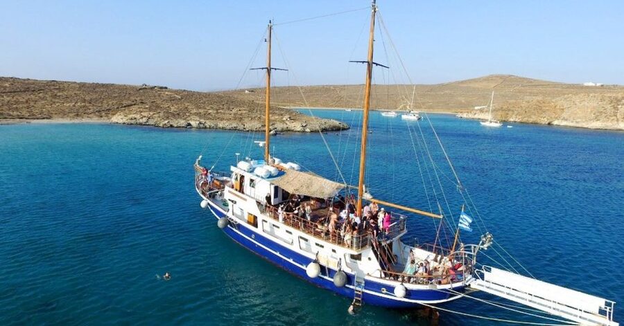 From Mykonos: Delos & Rhenia Islands Half-Day Trip by Boat - The first sail toward Rhenia