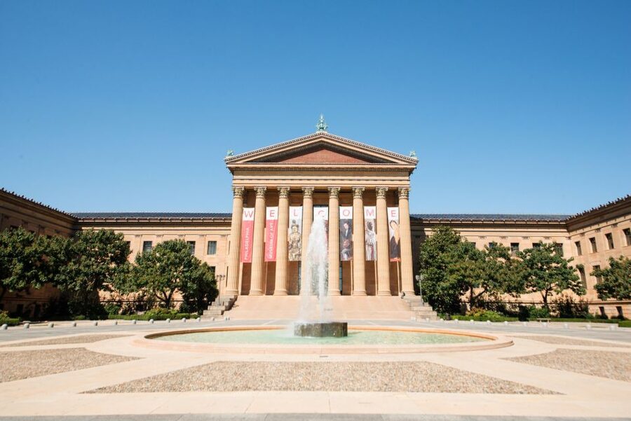From NYC: Day Trip to Philadelphia and Amish Country - Lunch, shopping, and the Lancaster County stop