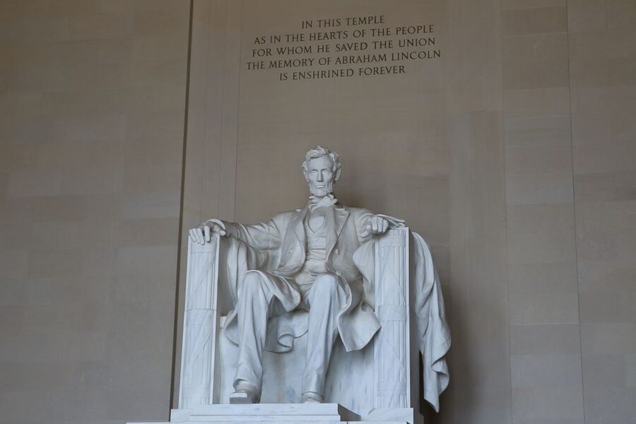 From NYC: Guided Day Trip to Washington DC by Van or Bus - The ride south through four states