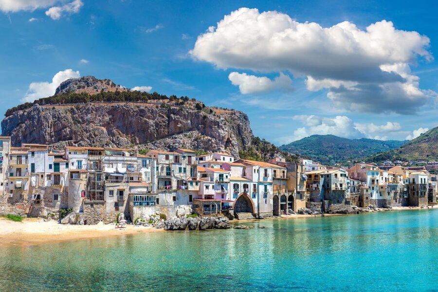 From Palermo: Monreale and Cefalù Half-Day Trip - Cefalù: medieval lanes, church art, and sea air