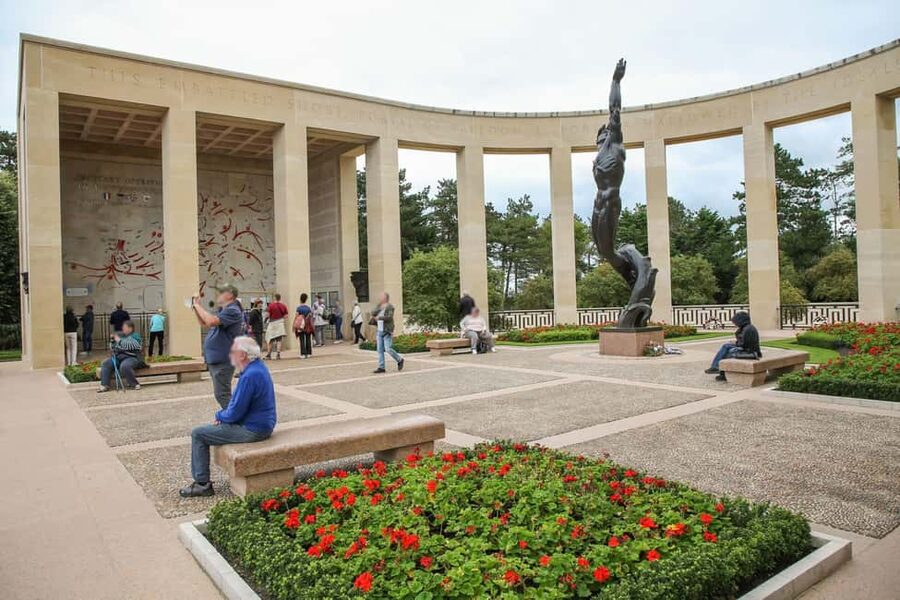 From Paris: Normandy D-Day Beaches Day Trip - Possible Juno Beach and museum additions