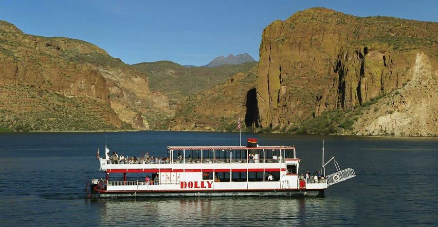 From Phoenix: Apache Trail & Dolly Steamboat Day Trip - From Phoenix into the Superstition Mountains