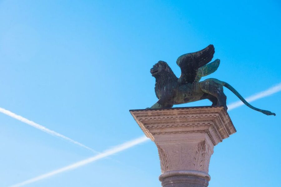 From Rome: Day Trip to Venice by High-Speed Train - The Venetian aperitivo at Santa Lucia