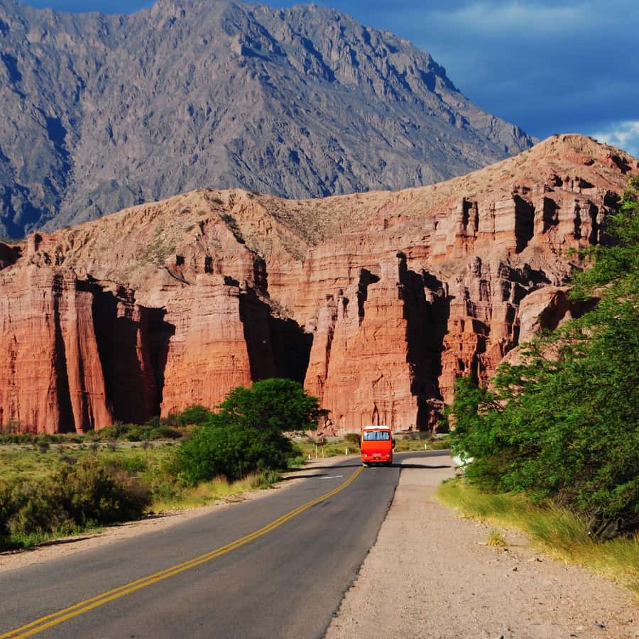 From Salta: Cafayate Day Trip with Wine Tasting - The early start from central Salta