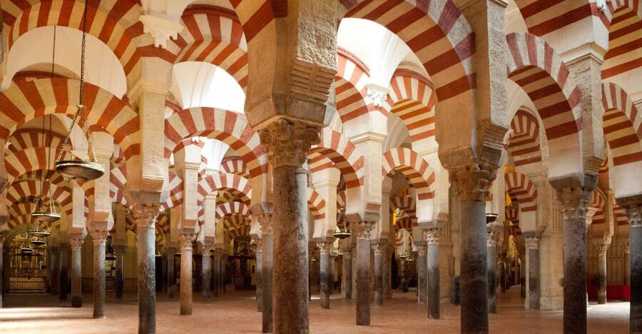 From Seville: Cordoba, the Mosque and Carmona Day Trip - Walking into Córdoba’s old center
