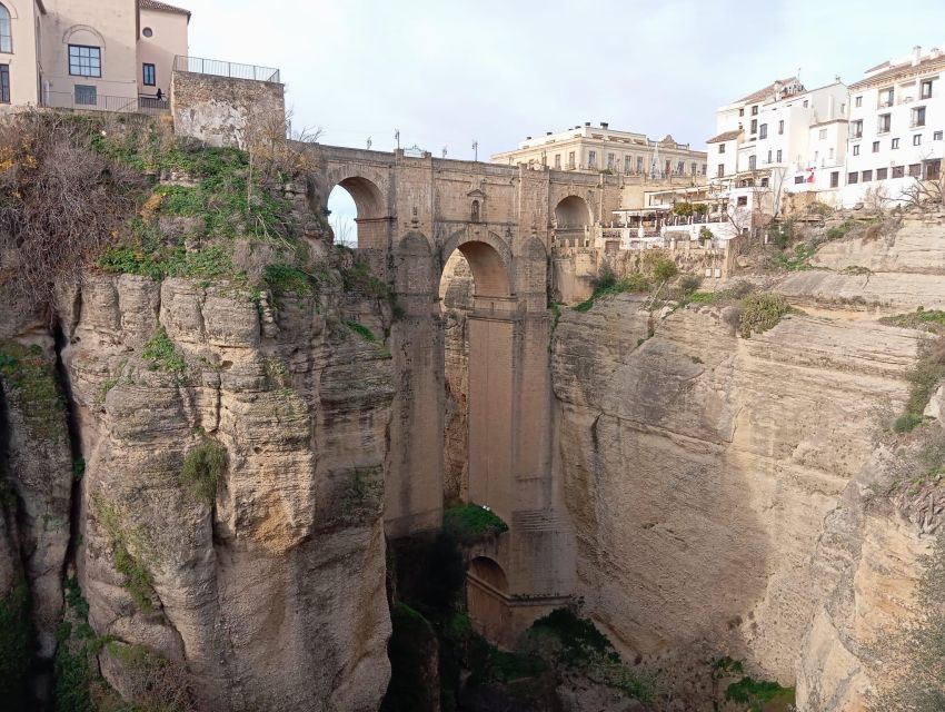 From Seville: Ronda+Setenil de las Bodegas Day Trip - Food, timing, and what to carry