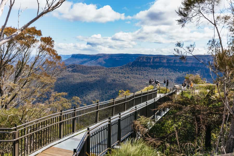 From Sydney: Blue Mountains Full-Day Trip - Featherdale Wildlife Park and close encounters