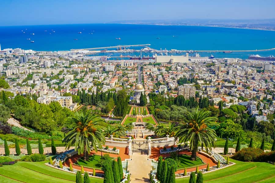 From Tel Aviv: Caesarea, Haifa and Akko Day Trip - Lunch and the extra spending to plan for