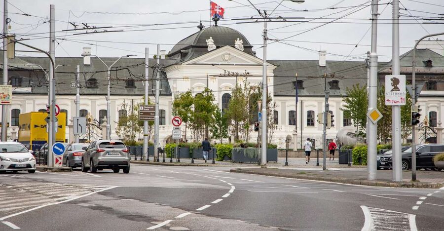 From Vienna: Bratislava Day Trip - Why Bratislava Works as a Day Trip from Vienna
