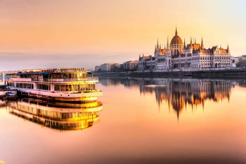 From Vienna: Budapest Group Day Trip - Castle Hill is the day’s most rewarding walk