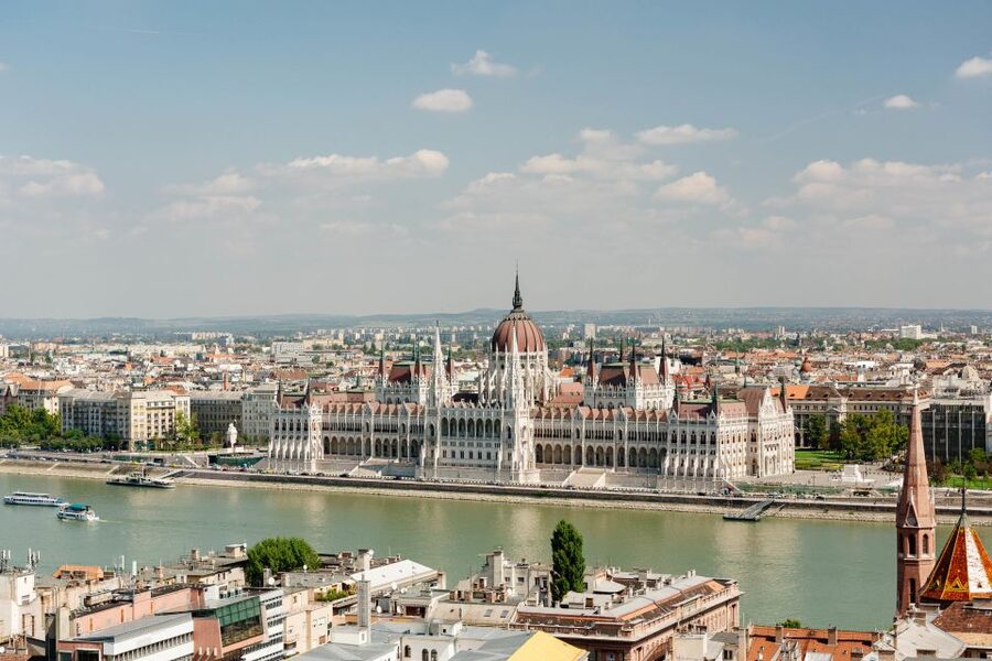 From Vienna: Guided Day Trip to Budapest - The panoramic bus tour covers Budapest’s big picture