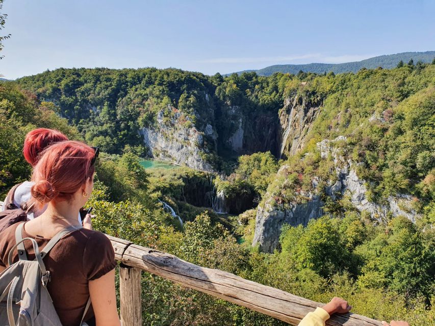 From Zagreb: Plitvice & Rastoke Guided Day Trip with Ticket - What Plitvice is like in different seasons