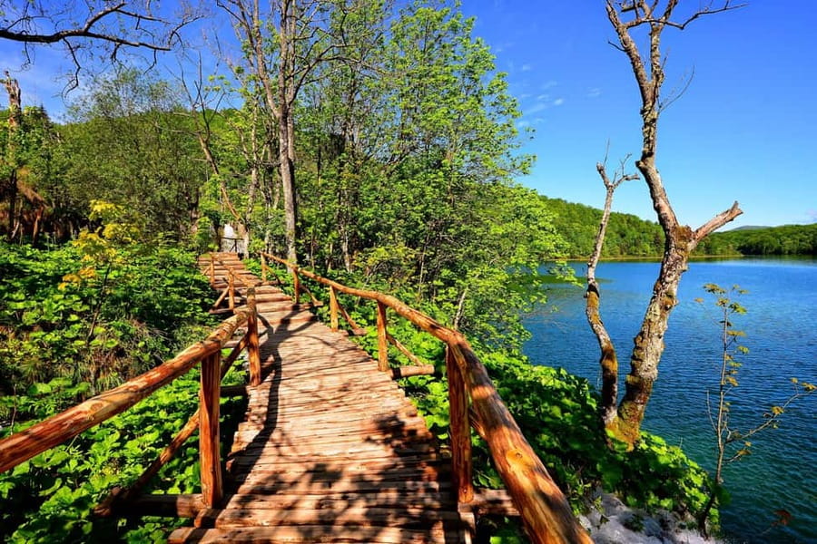 From Zagreb: Rastoke and Plitvice lakes Guided Day Trip - The return to Zagreb