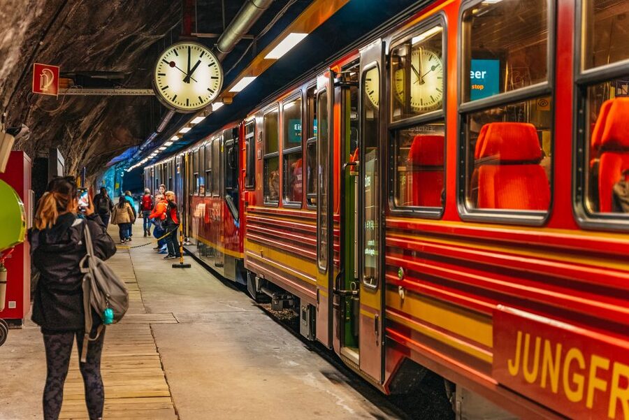 From Zurich: Day Trip to Jungfraujoch - Top of Europe - The Cogwheel Train to Jungfraujoch