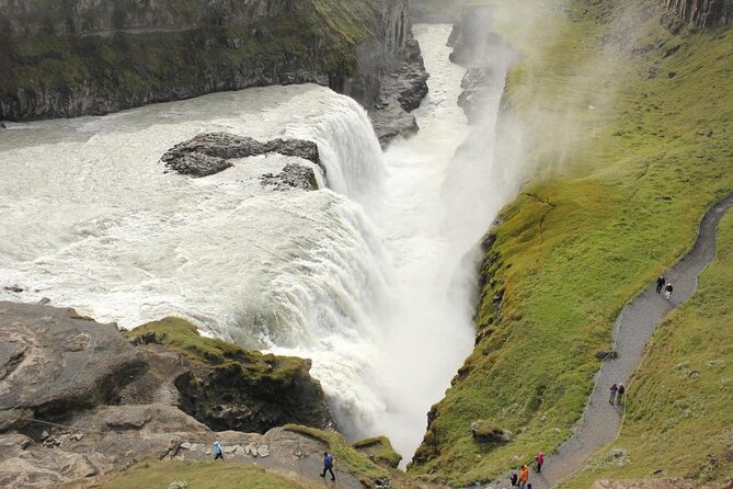 Golden Circle Day Trip with Fridheimar Greenhouse visit from Reykjavik - Why this eight-hour Golden Circle day works