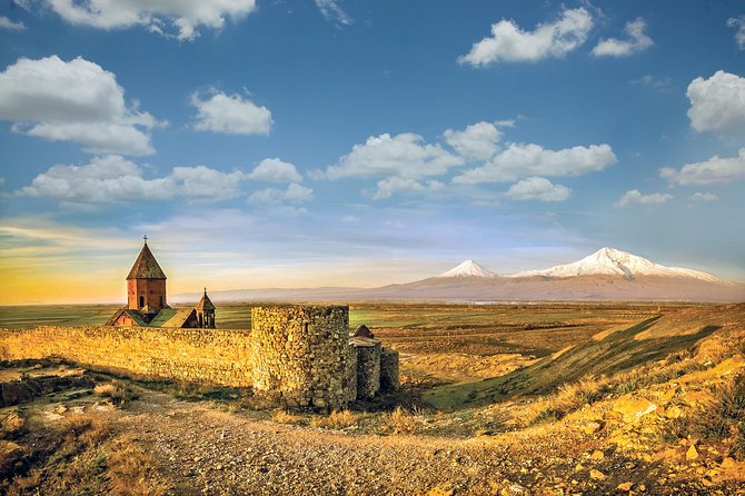Group tour: Khor Virap, Noravank, Areni Winery and Cave - Noravank among the red cliffs
