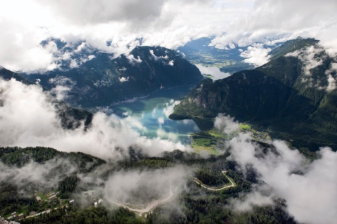 Hallstatt Guided Day Trip from Vienna With Boat Ride Option - The early departure and Vienna pickup