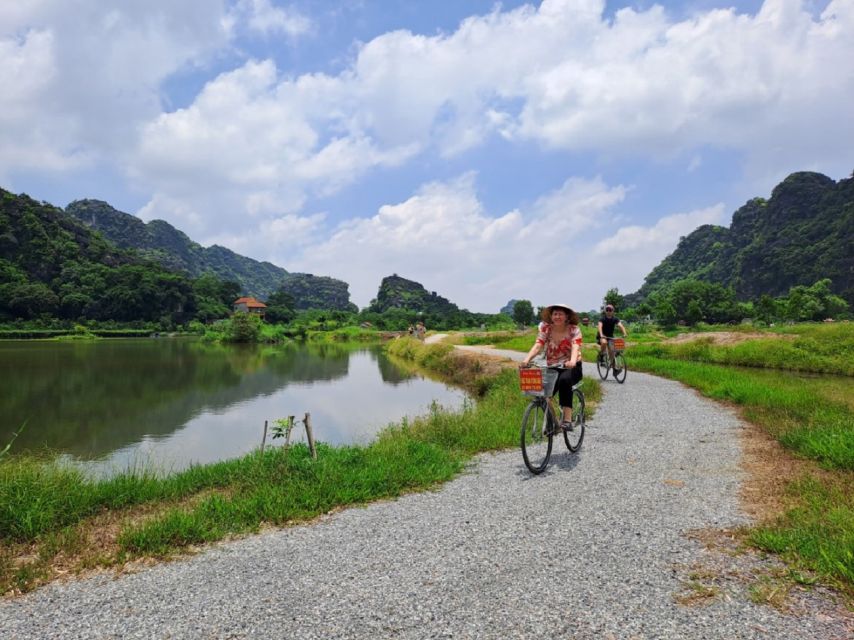 Hanoi: Ninh Binh, Hoa Lu, Tam Coc and Mua Cave Day Trip - Why This Ninh Binh Day Trip Works