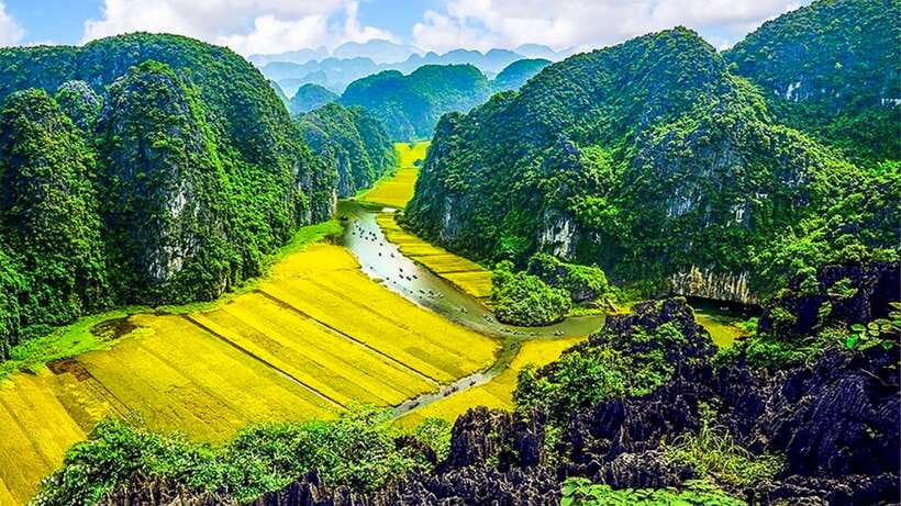 Hanoi/Ninh Binh: Tam Coc, Hoa Lu & Mua Caves Full-Day Trip - Hoa Lu and the two royal temples