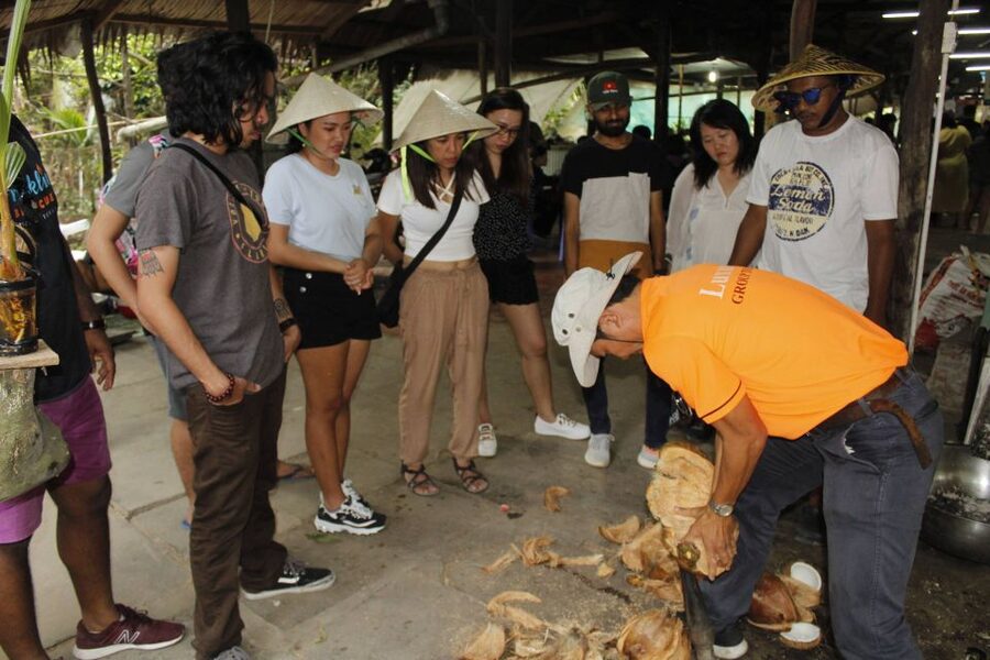 HCM: Mekong Delta, My Tho & Ben Tre Coconut Village - Lunch, fruit, and folk music